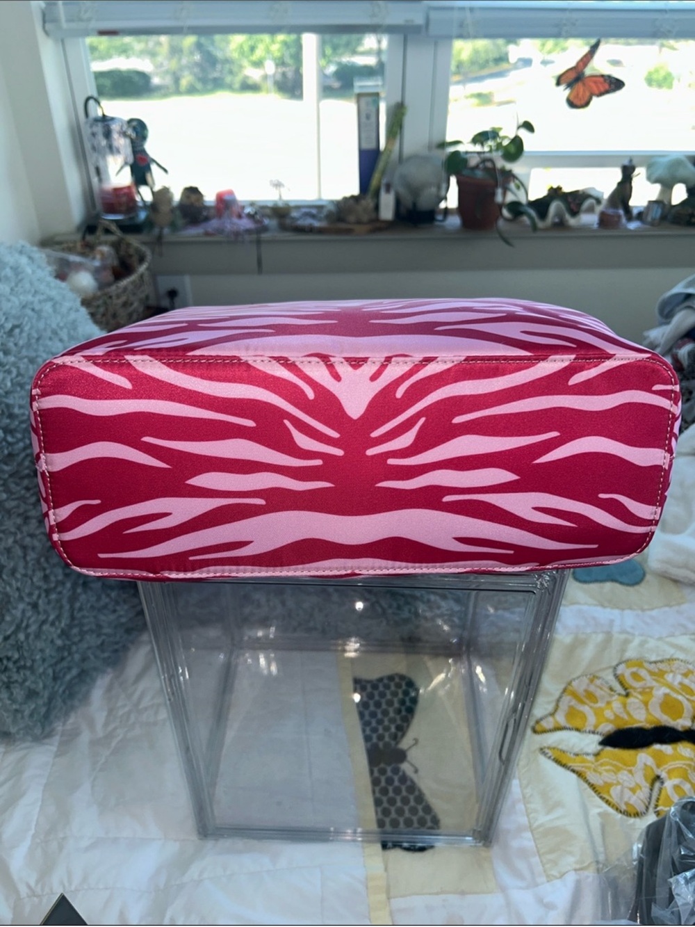 Furla NWT Pink and Light Pink Zebra Print Calipso Tote with Dust Bag - Picture 8 of 10